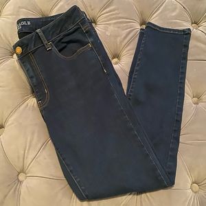 Womens AE jeans